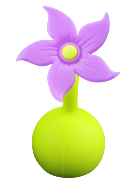 Haakaa purple flower stopper ensures you don't spill a drop of your pumped milk as it fits into the Haakaa breast pump.